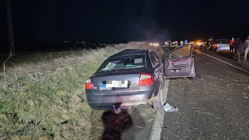Impact frontal între o mașină și o autoutilitară pe DN1, în Alba! Un tânăr de 23 de ani și-a pierdut viața!