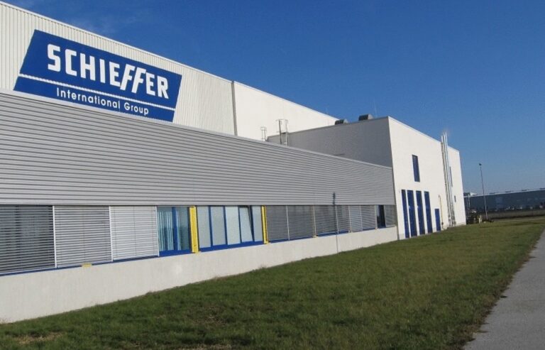 O fabrică nemțească de componente din plastic pentru industria auto se va construi în Hunedoara