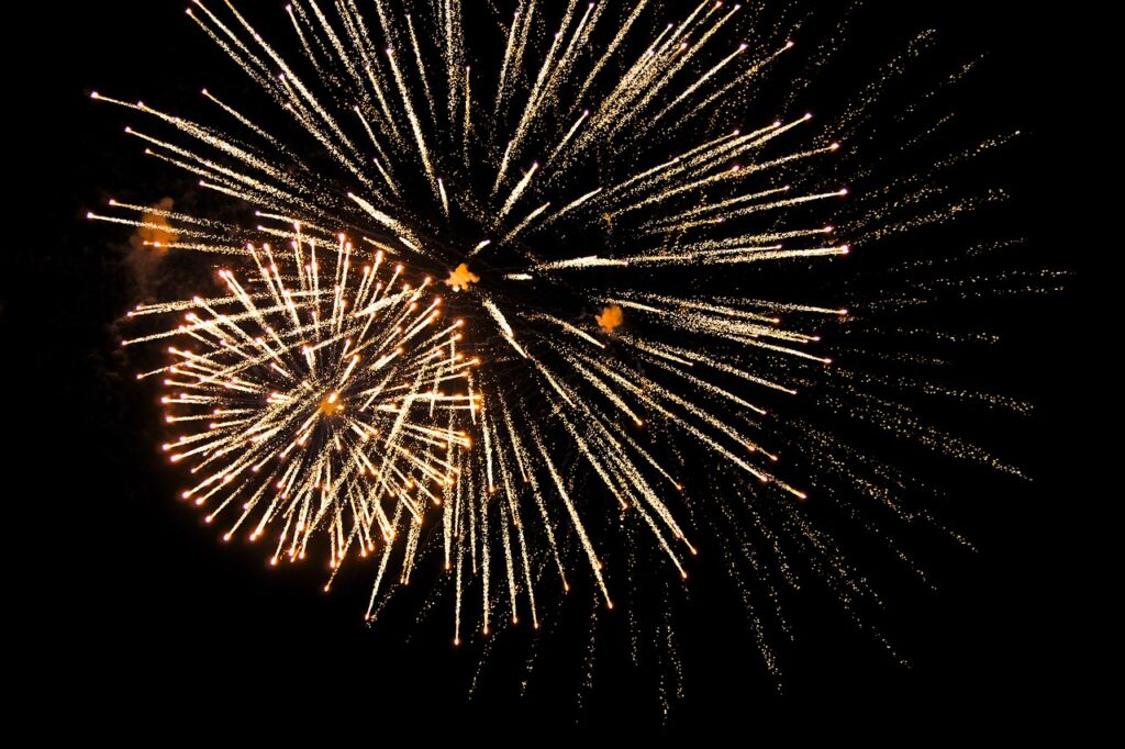 La Cluj nu, în Florești da: foc de artificii cu ocazia Zilei Naționale!