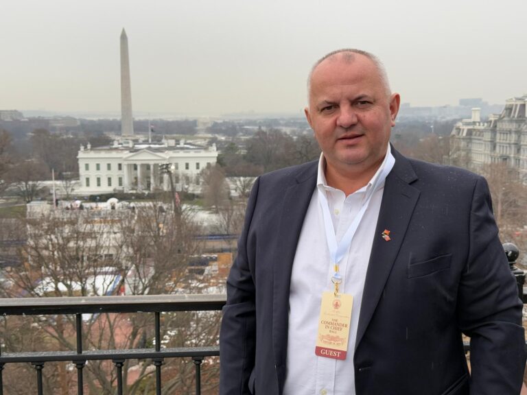 Un clujean va participa la evenimentele de inaugurare din Washington D.C. Clujeanul „atât s-a putut” a fost un adevărat fenomen în 2023!