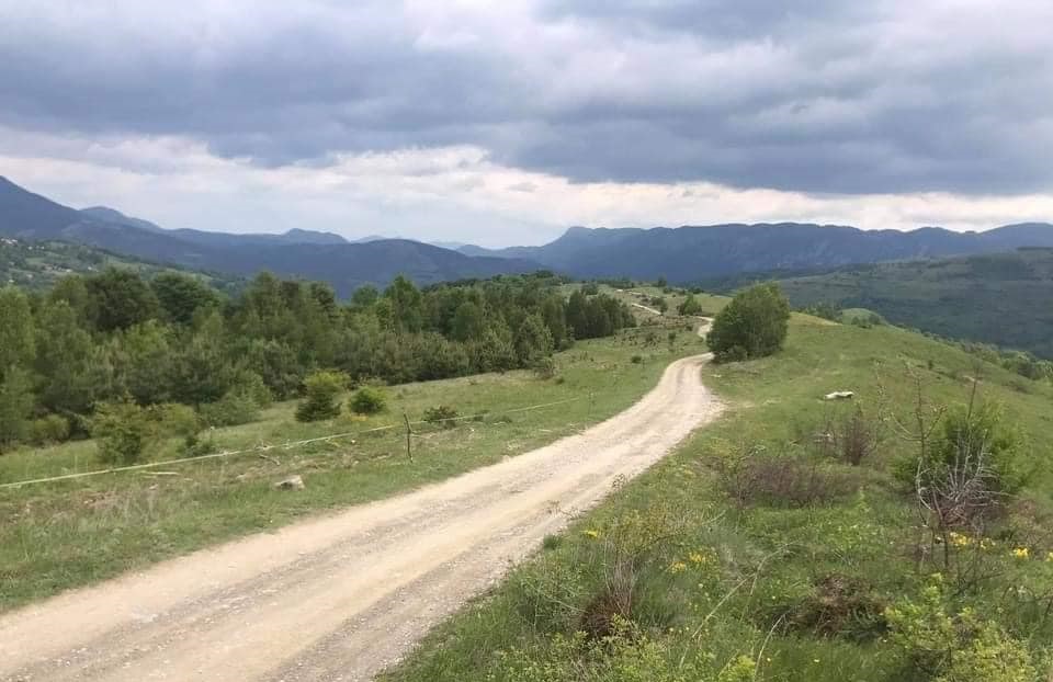 Se modernizează un drum superb din Apuseni, dintre Sălciua de Sus – Teiuș. Turismul va înflori în zonă!