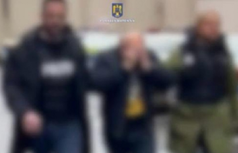 Jaf ca-n filme în Arad! Doi bărbați au dat buzna peste două femei: Le-au agresat, apoi le-au furat banii, bijuteriile și o mașină!