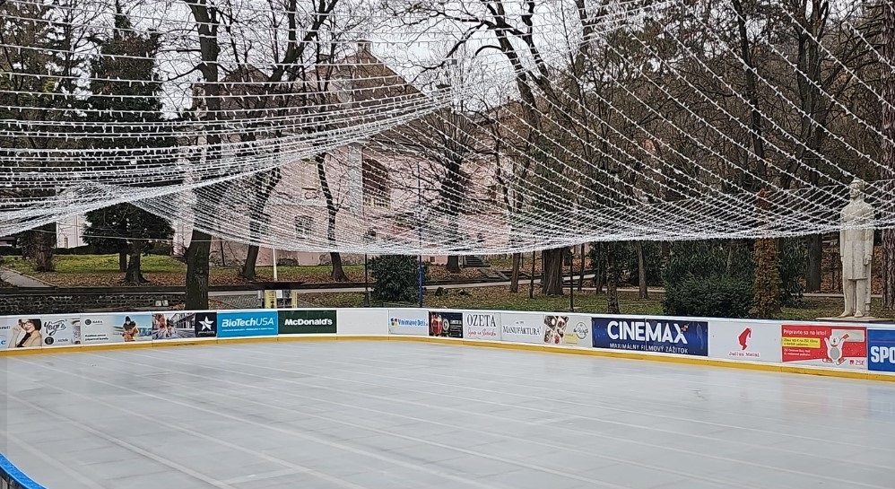 Patinoarul din Deva se închide în câteva zile