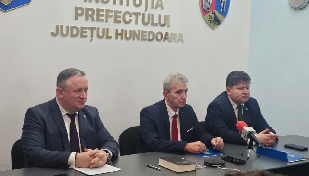 Județul Hunedoara are un nou prefect și un nou subprefect