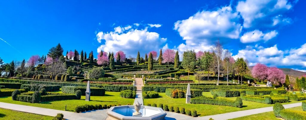 Când se redeschide I Giardini di Zoe, colțul de rai ascuns în inima Transilvaniei?