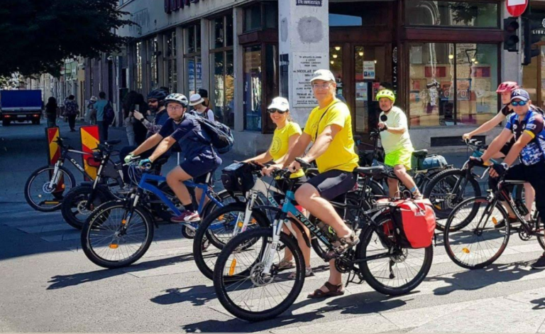 Clubul de Cicloturism Napoca organizeaza sambata a 180-a editie lunara a Marsului Biciclistilor Clujeni