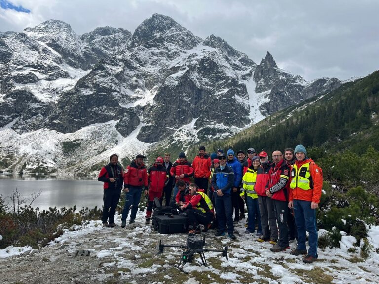 Prima conferință europeană dedicată salvării montane cu ajutorul dronelor, în Polonia