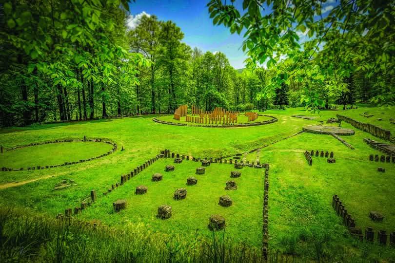 Program de vară la Sarmizegetusa Regia. Când vă puteți plimba printre ruinele încărcate de istorie?