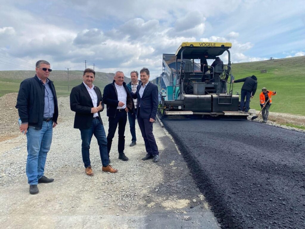 Marius Hațegan: „Investiții record în infrastructura județeană din Alba! Aproape 60 de km de drumuri modernizați”
