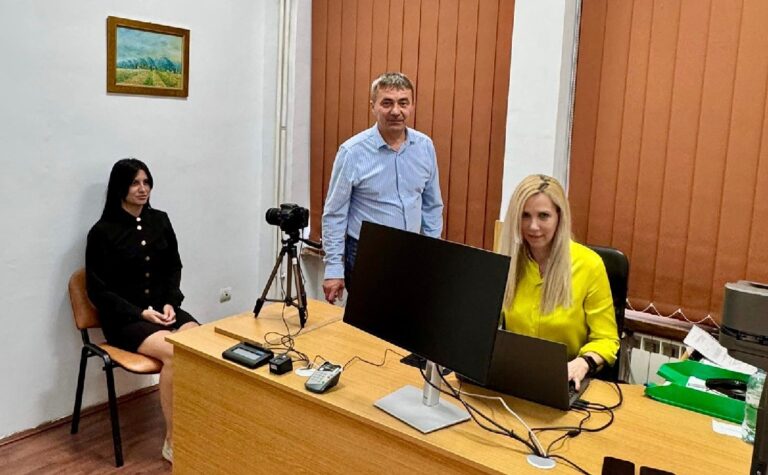 Hațeg face un pas important spre digitalizare: Cartea Electronică de Identitate este disponibilă începând cu luna iunie!