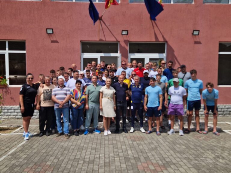 Delegațiile comunelor Rădeni, Greblești și Codreanca, oaspeți de seamă ai comunei Bucureșci