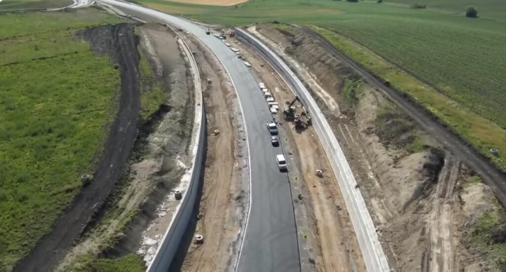 Drumul expres Tureni A3 – DN1: Lucrările se apropie de final. Deschiderea circulației va fi în iulie!
