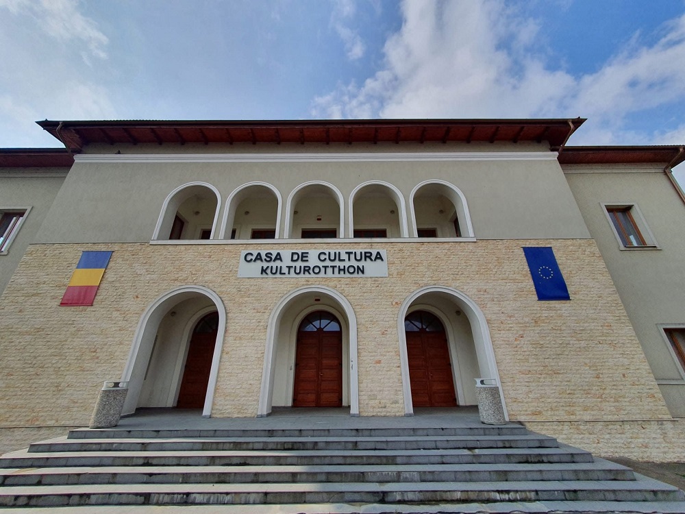 Casa de Cultură din Huedin a fost racordată la rețeaua de gaz