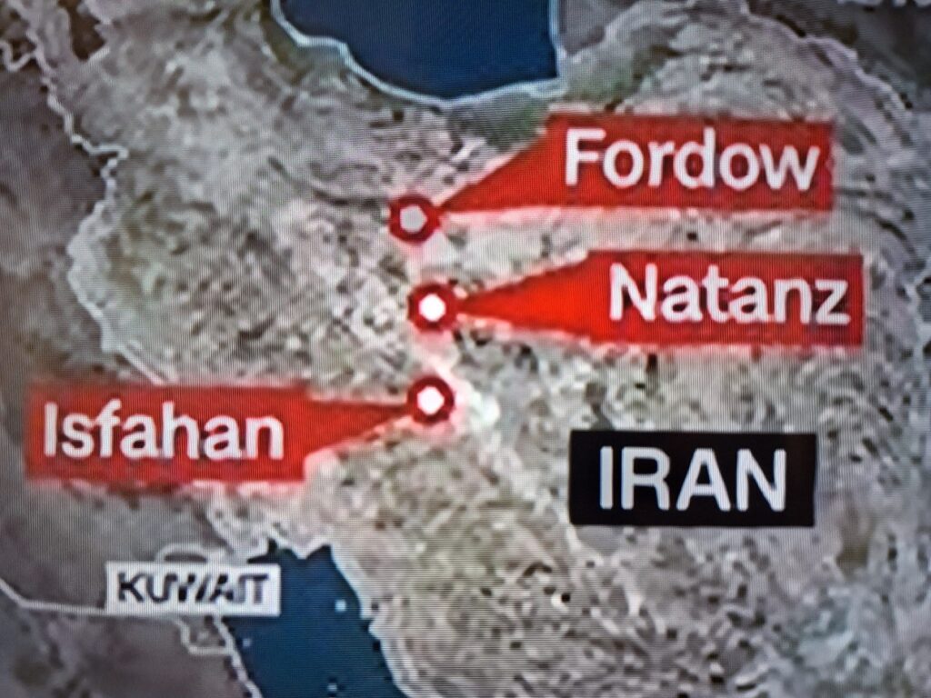 Americanii au atacat instalațiile nucleare are Iranului: Șase bombardiere B-2 au lansat 12 bombe de tip „bunker buster” !