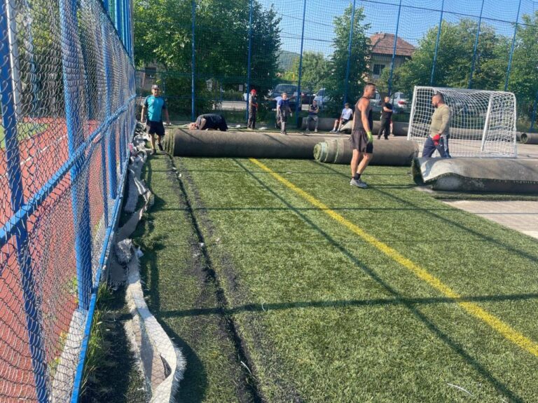 Florești investește în sport: Gazon sintetic nou pe stadionul comunal pentru o generație activă