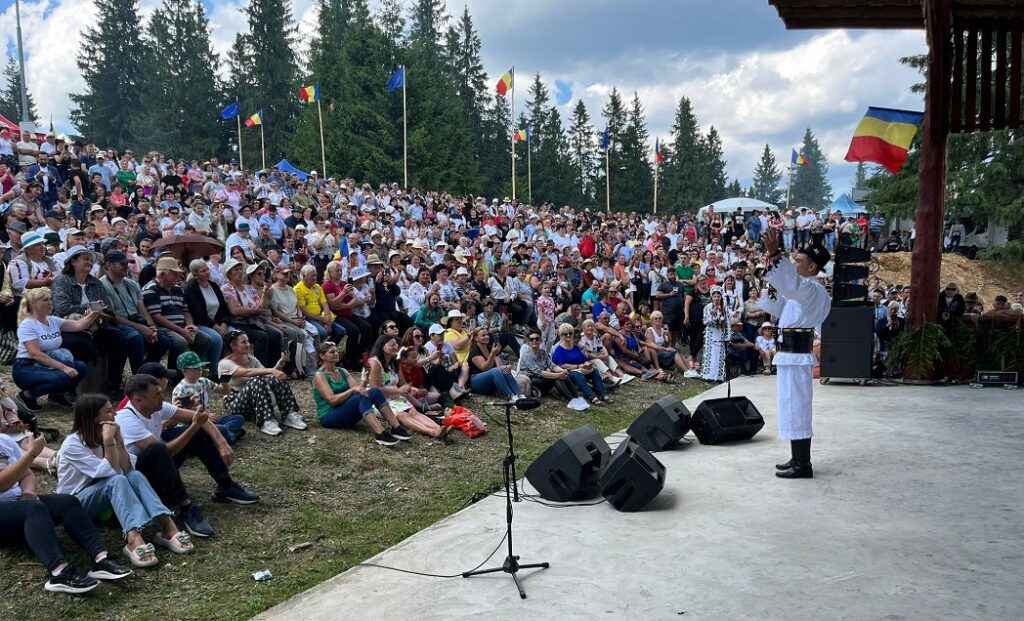 Mii de oameni la Mărișel, la ediția jubiliară a Sărbătorii de la Crucea Iancului