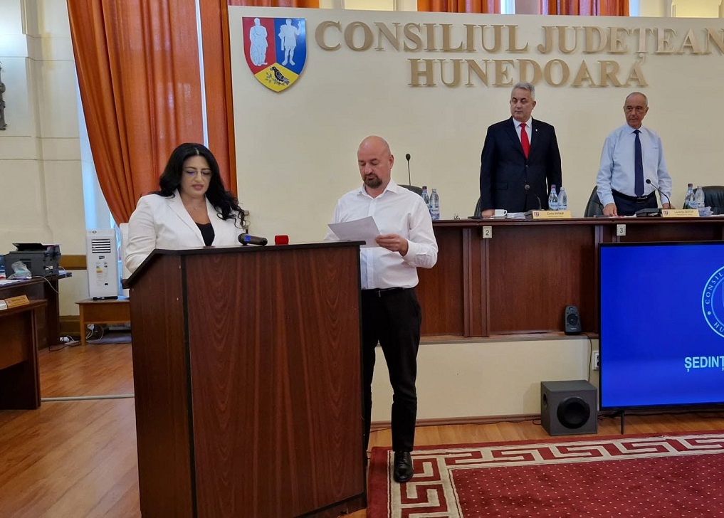 Ana Monica Olariu (PNL) a fost validată ca nou consilier județean în cadrul Consiliului Județean Hunedoara