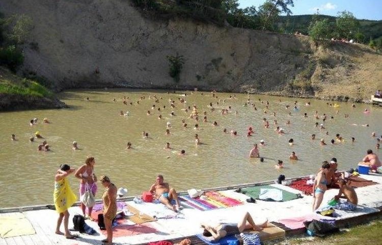 O nouă stațiune balneară la doi pași de Cluj-Napoca: Consiliul Județean Cluj se implică în demersul de atestare a Băilor Cojocna ca stațiune balneară!