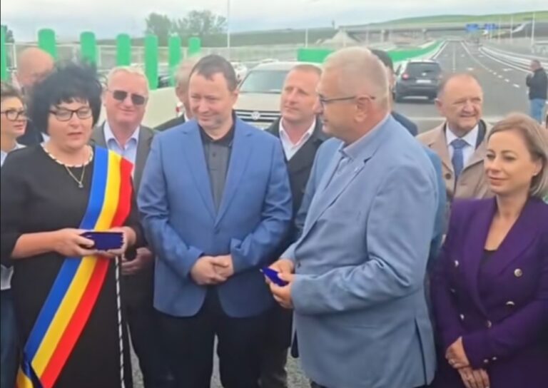 Se circulă pe DEx4! Primărița din Tureni, Daniela Mănăilă, îl laudă pe șeful DRDP Cluj, Eugen Cecan: „Gelu, niciodată nu ți-am mulțumit. A venit momentul!”