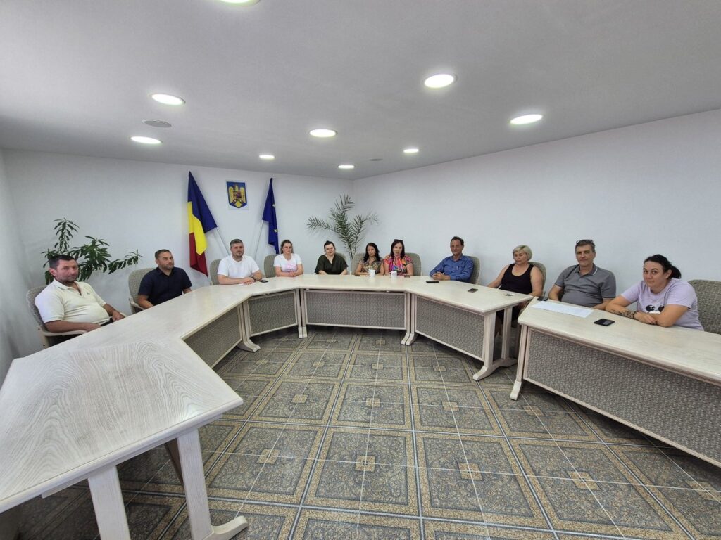 Primarul din Poieni prezintă schimbările făcute în Primărie: „La stat nu se stă, se muncește!”