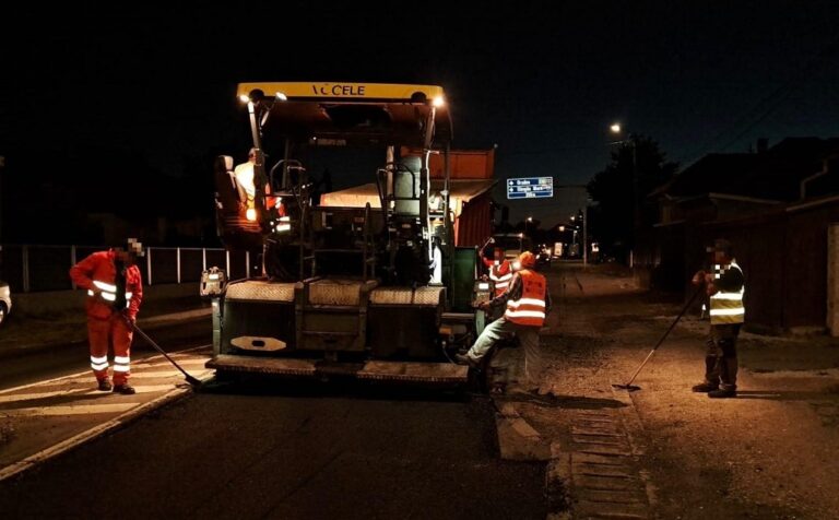 Lucrări de reparații asfaltice pe timp de noapte pe DN1 Cluj-Oradea, în Căpușu Mare!