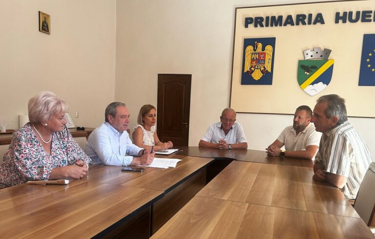Prefectul Clujului în vizită de lucru la Huedin și Căpușu Mare pentru soluționarea problemelor de fond funciar și accelerarea proiectelor locale