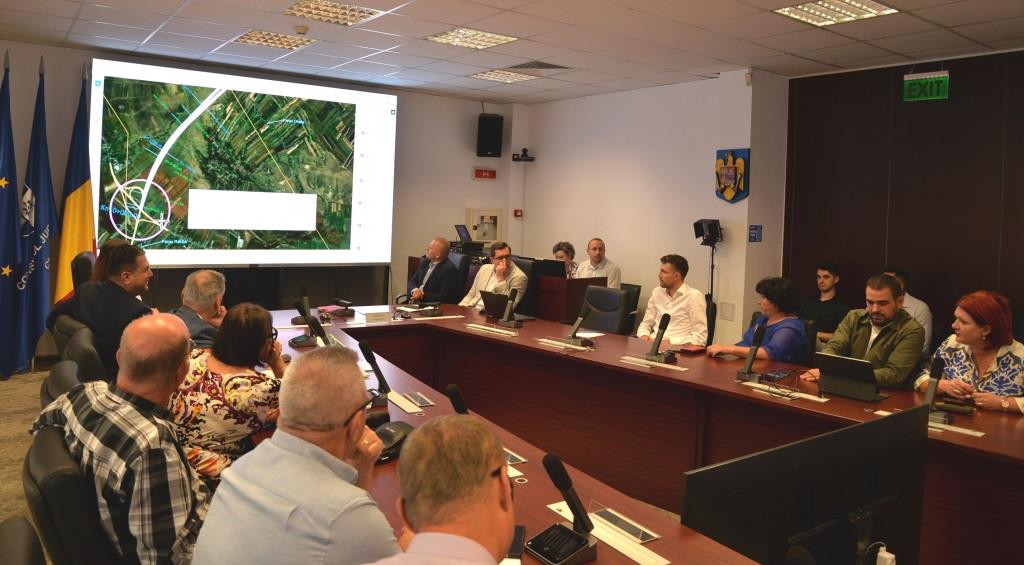 Drumul expres Cluj – Dej va revitaliza zona Gherla-Dej. Se vor realiza noduri rutiere și conexiuni cu fiecare localitate de pe traseu din 10 în 10 km