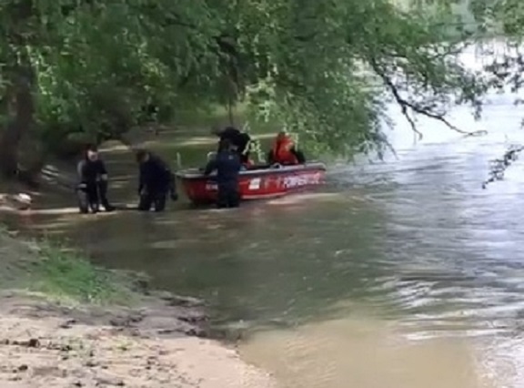 Tragedie pe râul Mureș: un bărbat de 50 de ani, găsit înecat după trei zile de căutări
