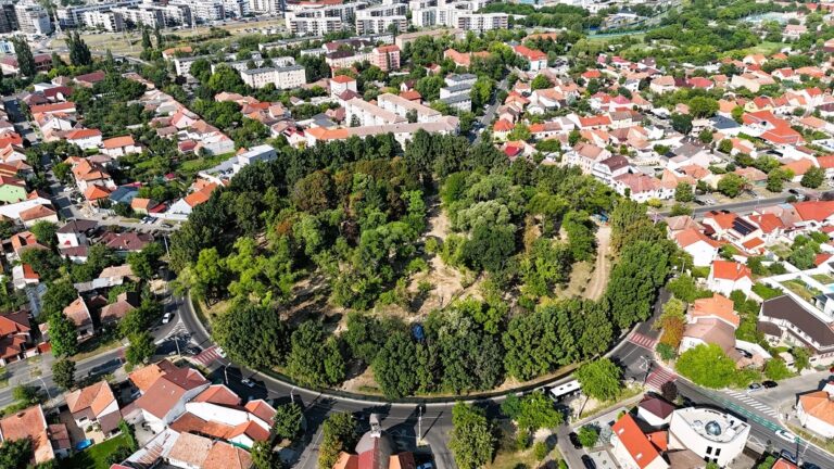 Parcul 22 Decembrie din Oradea a intrat în proces de modernizare