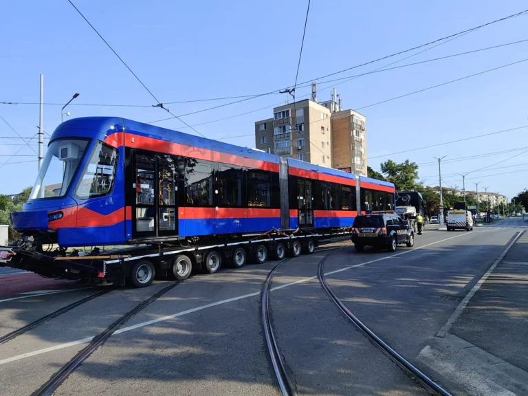 Al patrulea tramvai nou a sosit la Oradea