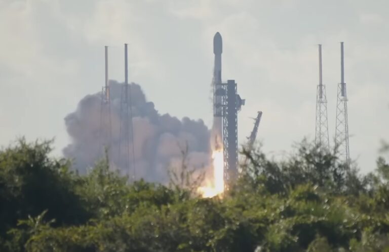 SpaceX lansează cu succes sateliți Kuiper, după patru încercări eșuate consecutive