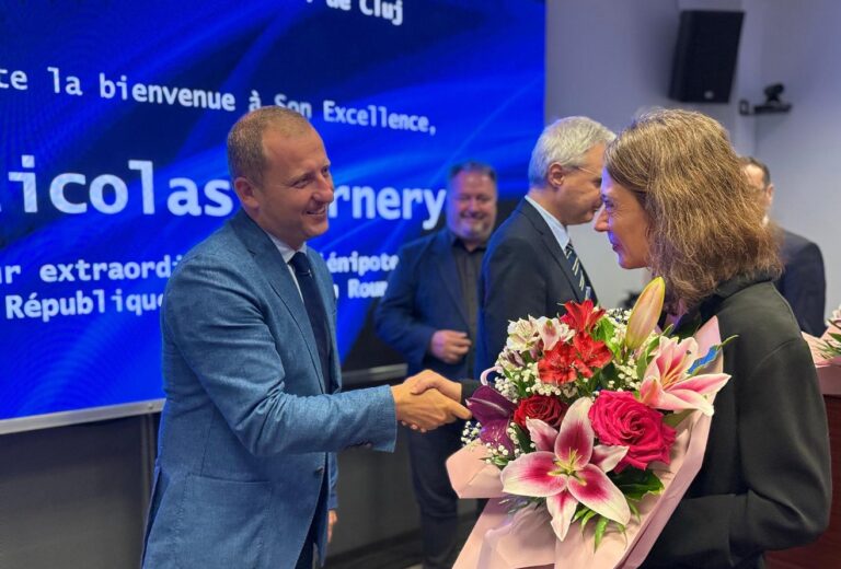 Delegație oficială franceză, în vizită la Consiliul Județean Cluj. Rațiu: „Suntem deschiși spre acele colaborări care pun în evidență toate avantajele de care dispune Clujul!”
