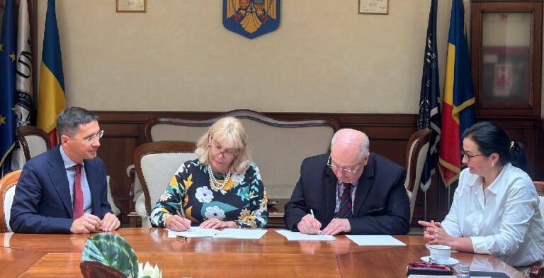 UMF Cluj scrie istorie: Aproape 3.000 de medici rezidenți intră sub coordonarea directă a universității