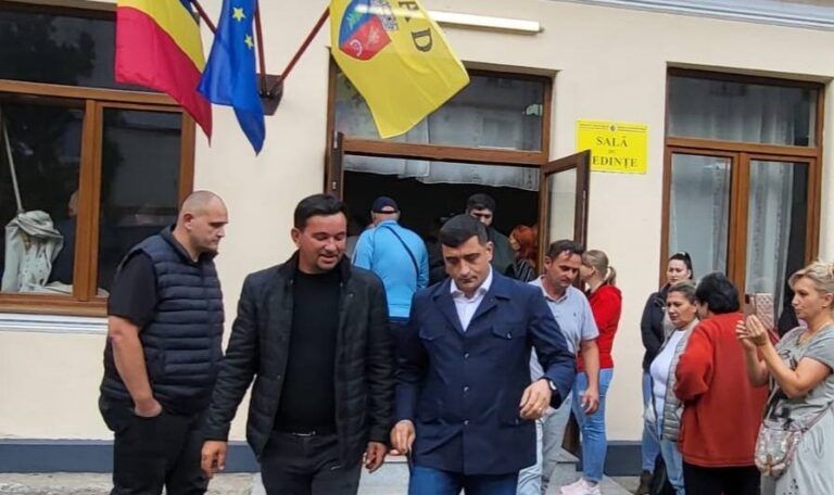 Întâlnire la Brad privind concedierile de la Joyson Safety Systems. Barstan: Este esențial ca oamenii din Brad și din întreaga zonă să aibă o perspectivă reală pentru viitor!