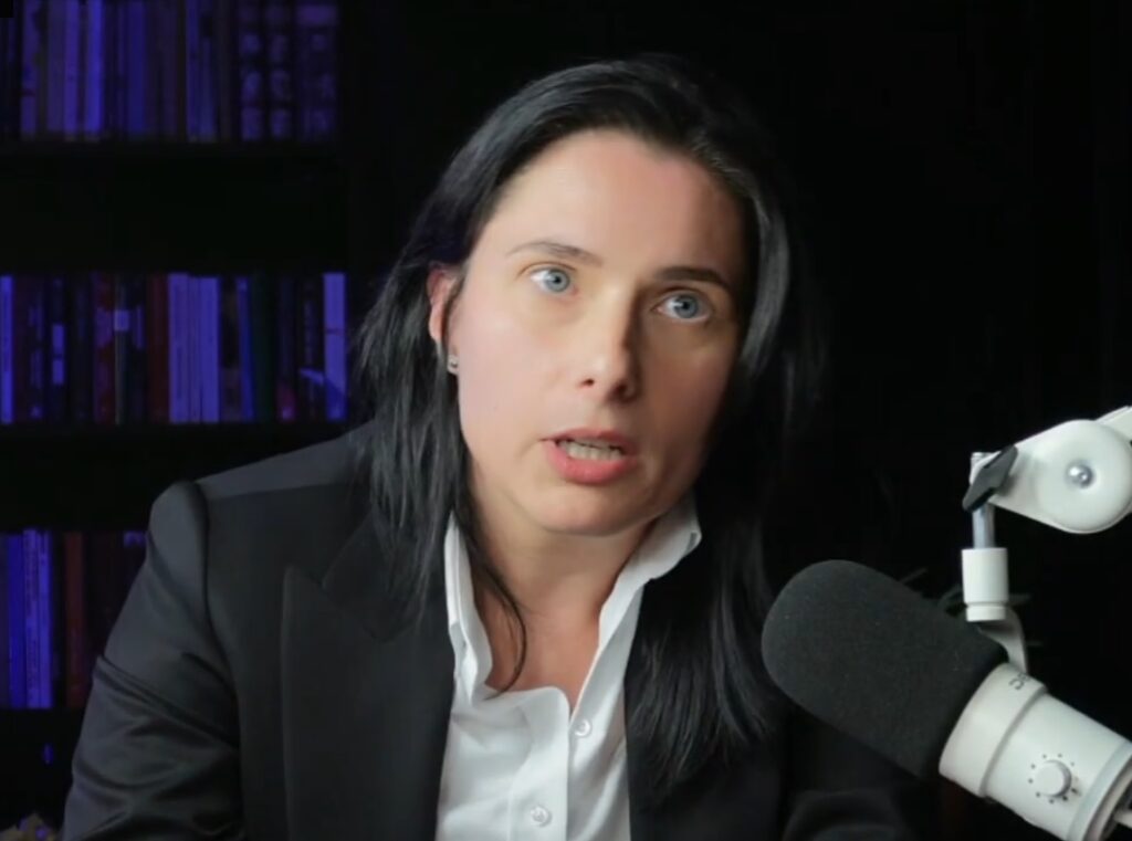 Avocatul Adina Marinca: „Examenul de la INM este probabil cel mai greu din țară!” Ce spune despre admiterea în barou?
