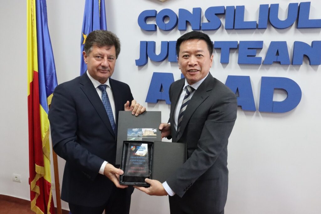 Cinci ani de înfrățire între județul Arad și Provincia Fujian