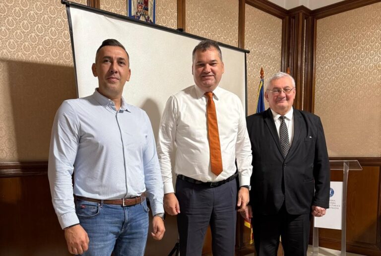 Primarul Ioan Todoca: „Proiectele de dezvoltare ale orașului Aleșd continuă!” A luat cu asalt ministerele din București!