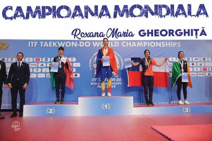 Roxana Maria Gheorghiță, campioană mondială la Taekwon-do ITF! România urcă pe cea mai înaltă treaptă a podiumului la Poreč, Croația