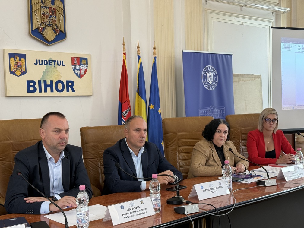 Prefectura Bihor a desfășurat ședințe de îndrumare cu secretarii generali ai celor 101 primării din Bihor