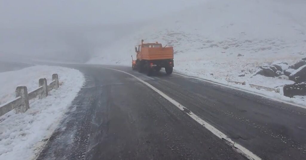 Transfăgărășanul și Transalpina s-au închis până la primăvară!