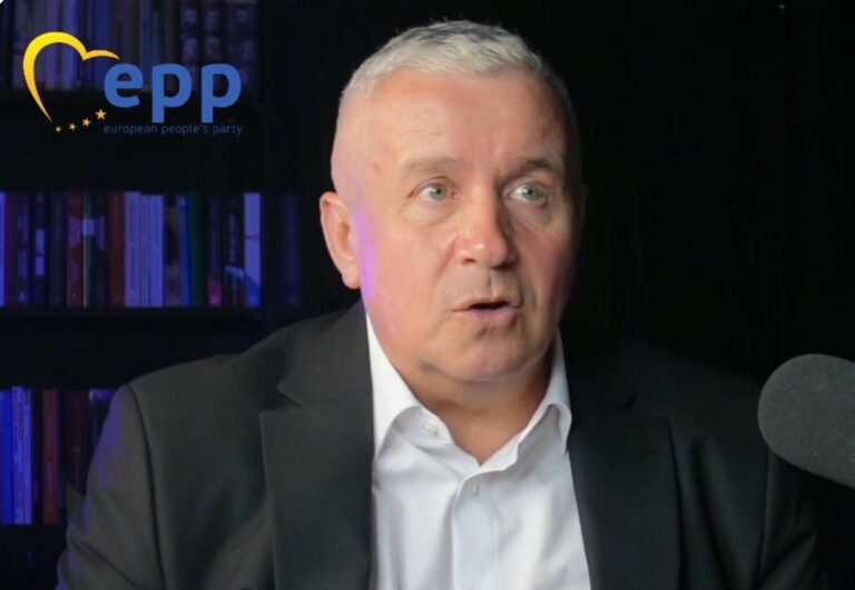 Daniel Buda: „Uniunea Europeană ne oferă doar avantaje. Trebuie să fim puternici, inclusiv din punct de vedere militar!”