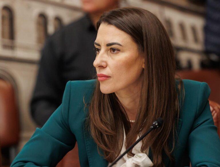 Trei decizii esențiale ale ÎCCJ clarifică aplicarea legilor privind restituirile și contenciosul administrativ. Loredana Pop: „Sunt pași importanți pentru consolidarea încrederii în actul de justiție!”