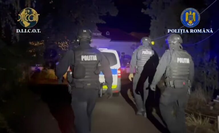 Percheziții de amploare la Cluj și în alte nouă județe, într-un dosar de grup infracțional organizat și fals informatic