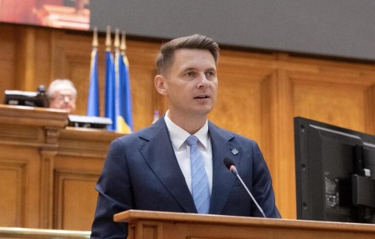 Senatul adoptă legi importante pentru PNRR. Mircea Abrudean: „Salvăm peste 3 miliarde de euro și protejăm cetățenii”