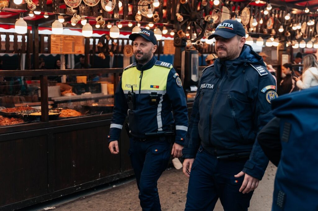 Misiune încheiată cu succes pentru polițiștii clujeni la Târgul de Toamnă din Negreni