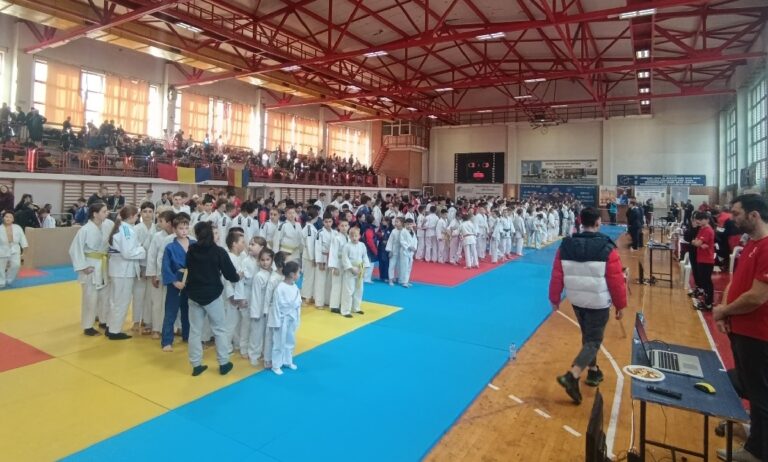 Performanță pentru micii judoka de la Clubul Copiilor Huedin la competiția „Unió” Satu Mare – Memorialul Lucian Preda