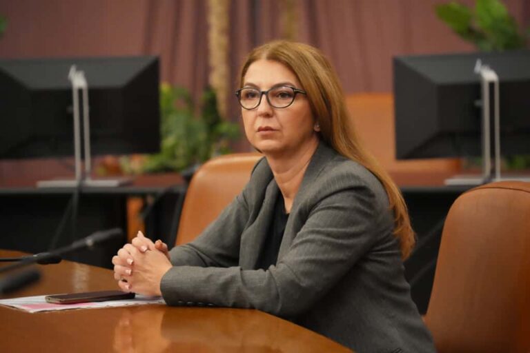Protejarea dreptului femeilor de a-și păstra numele dobândit în timpul căsătoriei. Pollyanna Hangan: „Acest drept le oferă liniștea și siguranța că identitatea lor este respectată!”