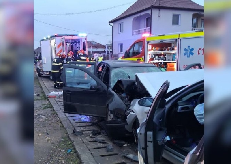Accident mortal la Peștere, Bihor: O femeie de 56 de ani a murit, două persoane au ajuns la spital!