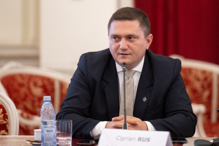Inițiativă USR: verificare obligatorie a vârstei pentru cumpărăturile online de alcool și tutun
