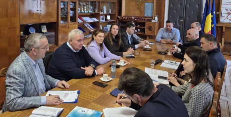 Întâlnire de lucru la Instituția Prefectului Alba privind monitorizarea exploatării agregatelor minerale
